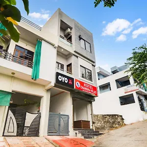 O Chandra Hotel